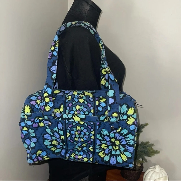 Vera Bradley Caroline Handbag Indigo Pop - Picture 1 of 6